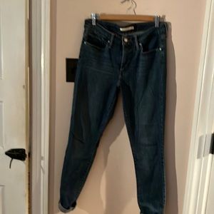 Levi’s women’s 311 shaping skinny jeans